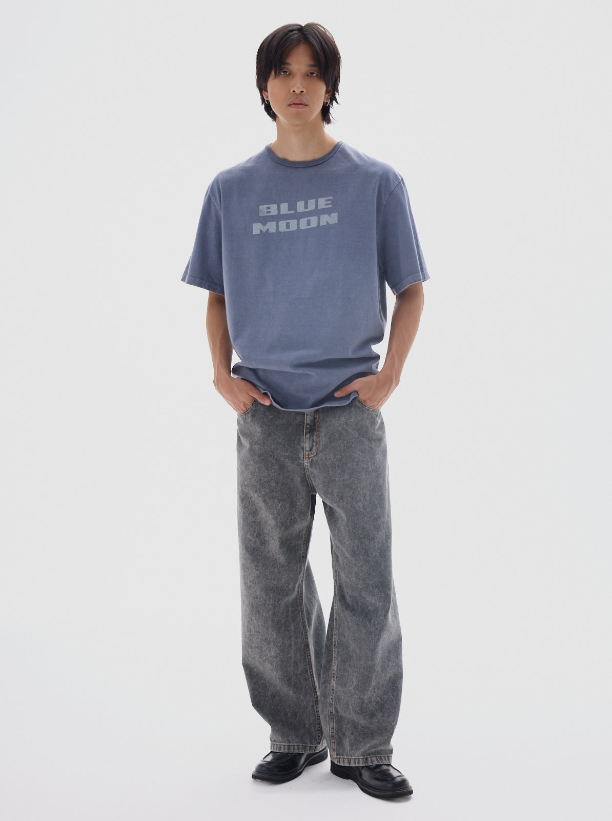 Moon graphic men’s t-shirt_blue