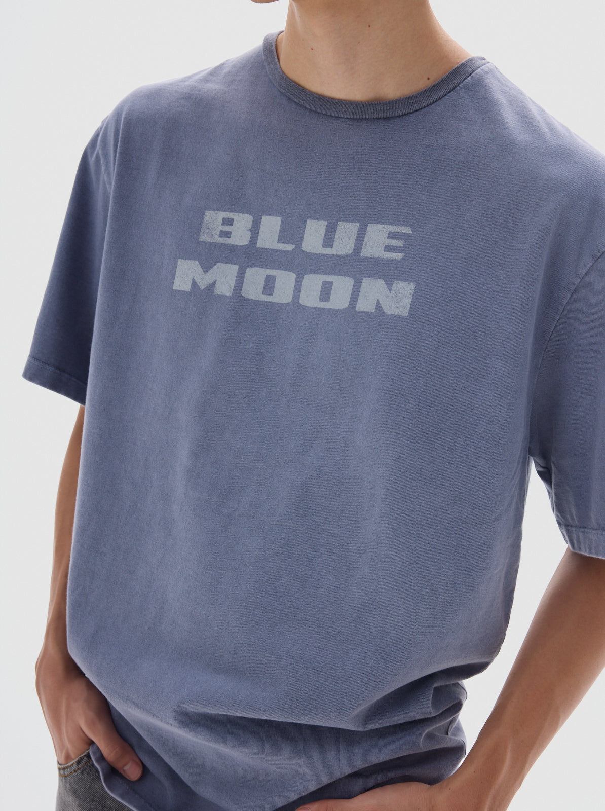 Moon graphic men’s t-shirt_blue